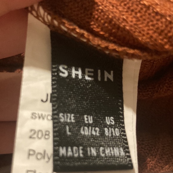 brown v neck dress from shein - Picture 2 of 2